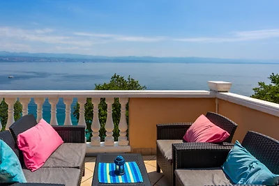 Vila Medea sea view by Villas Guide