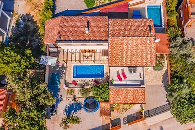 Villa Lona by Villas Guide