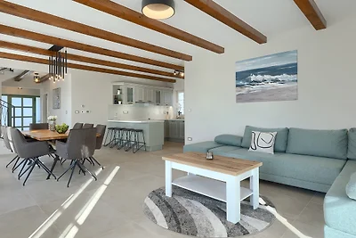 Villa Jurasi by Villas Guide