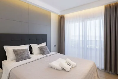Sunny Lux Villa 1 in Makarska by Villas Guide