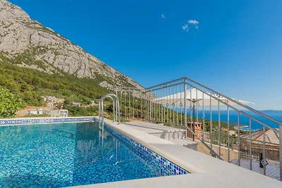 Villa Ana - Makarska by Villas Guide