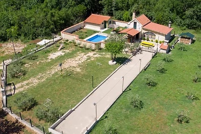 Country house Desne by Villas Guide