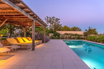 Villa Charlotta by Villas Guide