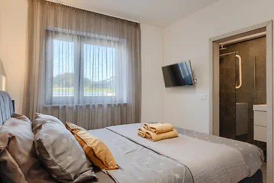 Vila PrivePolai by Villas Guide