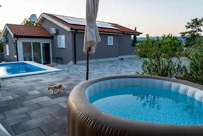 Villa Klarita - Makarska by Villas Guide