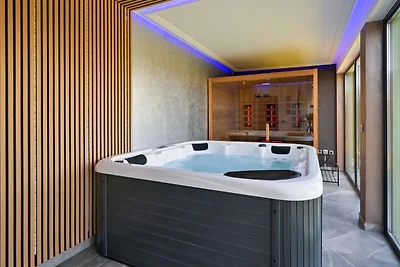 Villa Magic by Villas Guide