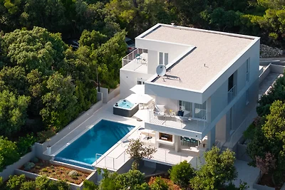 VILLA MON AMOUR by Villas Guide