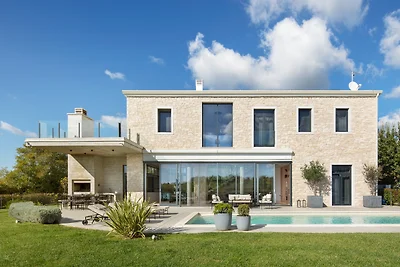 Villa Valens by Villas Guide