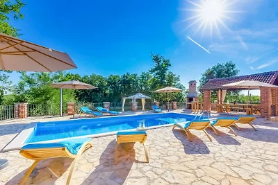 Villa Olea - Višnjan by Villas Guide