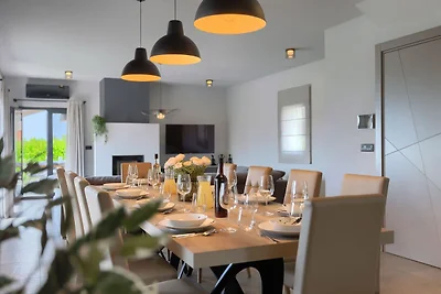 Villa Maria by Villas Guide