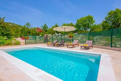 Villa Sanja in Makarska by Villas Guide