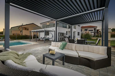 Villa Viktoria by Villas Guide