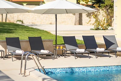 Villa Corticum Otium by Villas Guide