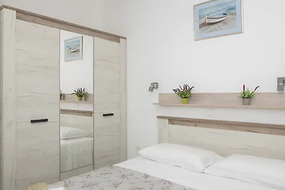 Holiday home Rozara by Villas Guide