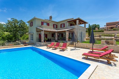 Beautiful villa Stupenda with whirlpool in...