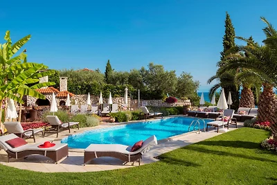 Villa Palace Clara Apartment 2 island Krk by...