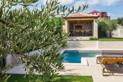 Villa No.18 by Villas Guide