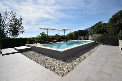 Apartman Summer Breeze by Villas Guide