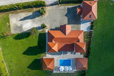 Dvori Perdedaj by Villas Guide