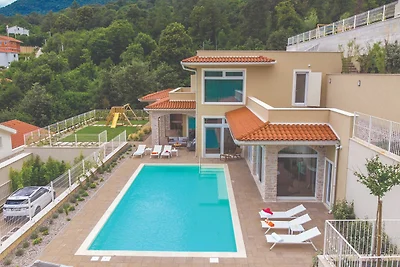 Vila Natura 4 - Opatija by Villas Guide