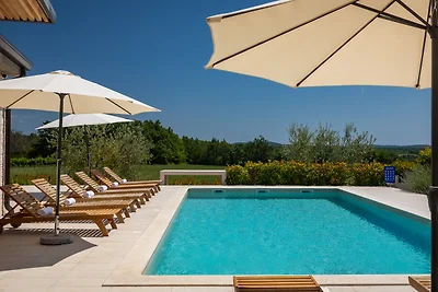 Villa Curitico by Villas Guide