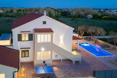 Villa Danica - Privlaka by Villas Guide