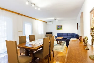 Waterfront Villa Dora by Villas Guide