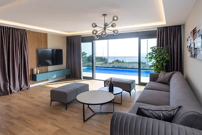 Villa Sirius by Villas Guide