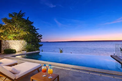 Villa Wind rose by Villas Guide