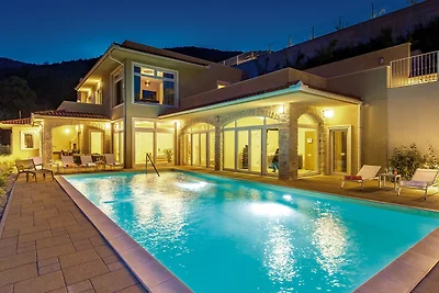 Vila Natura 4 - Opatija by Villas Guide