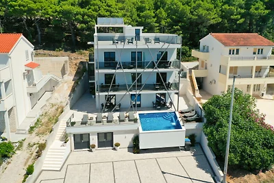 Apartman Mia 2 - Omiš by Villas Guide