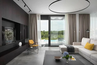 Modern villa Noble with view and pool in Bale