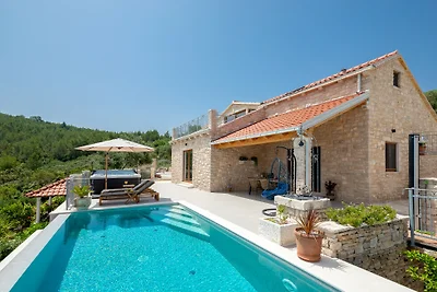 Villa Brig by Villas Guide