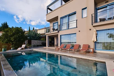 Villa Wind rose by Villas Guide