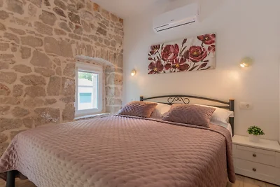 Villa Veronika - Makarska by Villas Guide