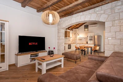 Villa Hilltop View - Split by Villas Guide