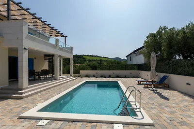 Villa Olea by Villas Guide