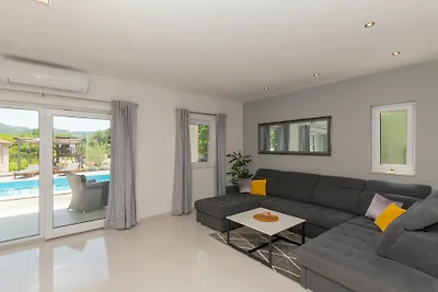 Villa Ivanova - Makarska by Villas Guide