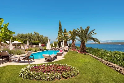 Villa Palace Clara Apartment 1 island Krk by...