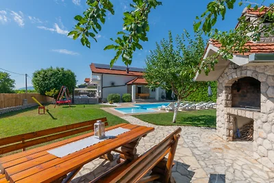 Villa Jelavic - Makarska by Villas Guide