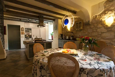 Cypress & Olive House by Villas Guide