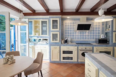 Villa Palazzo del mar Opatija by Villas Guide