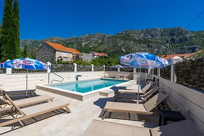 Apartment Azzurro 1 by Villas Guide