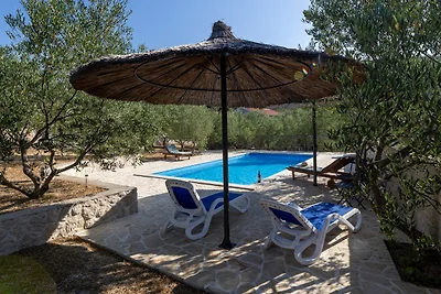 Country house Maslina by Villas Guide