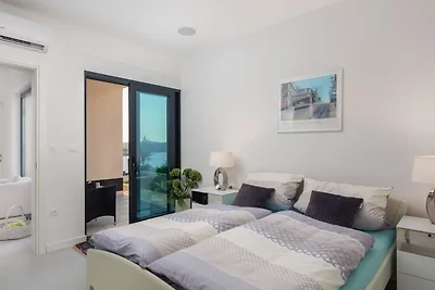 Villa Ocean by Villas Guide