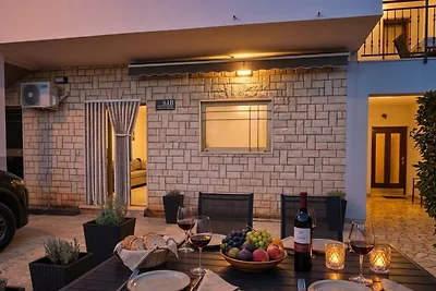 Apartment Fuzalo · Relax & BBQ by Villas...