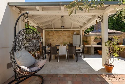 Villa Dila by Villas Guide