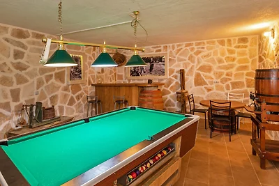 Villa Olive by Villas Guide