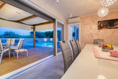 Villa Leana by Villas Guide