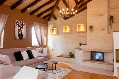 Whitestone Villa by Villas Guide